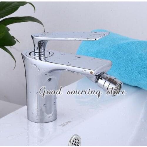 Single handle toilet bidet shower faucet