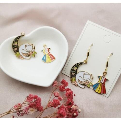 10pcs Trendy Alloy Rainbow pentagram moon cat Enamel Charms Lovely DIY Pendant Handmade Jewelry For Necklace Bracelet YZ552