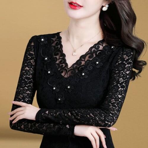 Vetement Femme 2021 Spring Women Tops Fashion Casual Long Sleeve Lace T-shirt Elegant Slim Hollow Out Shirt Plus Size Women Y780