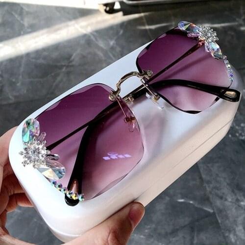 Luxury Rimless Rhinestone Sunglasses Women Fashion Bling Rhinestone Sun Glasses Shades Eyewear Lady Brand Designer Eyewear UV400