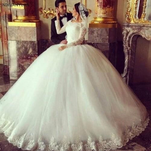 Ball Gown Wedding Dresses 2021 Puffy Lace Beaded Applique White Long Sleeve Arab Wedding Gowns