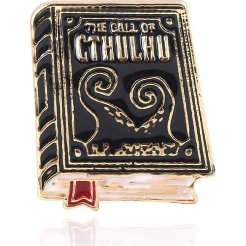 Anime Howard Phillips Lovecraft Cthulhu Mythos Brooch Pin Bagde Through The Gates of Silver Key Logo Pendnat Fashion Cosplay
