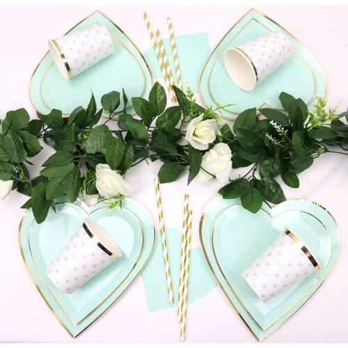 65Pcs/lot Green Disposable Tableware Set heart-shaped Party Paper Plate Cup Wedding Decor Birthday Valentines Day Baby Shower