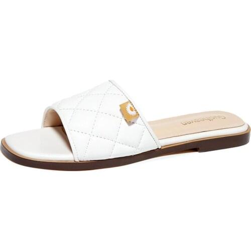 Open-Toe Flat-Heel Slippers, Small Daisy Decoration, Solid Color Flip-Flop Waterproof Platform Women Shoes