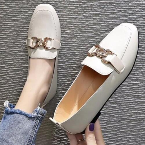 2021 Casual Flat Shoes Single Shoes Womens Loafers PU Leather Metal Decoration Fashion Ladies Loafers Comfortable Womens Shoes