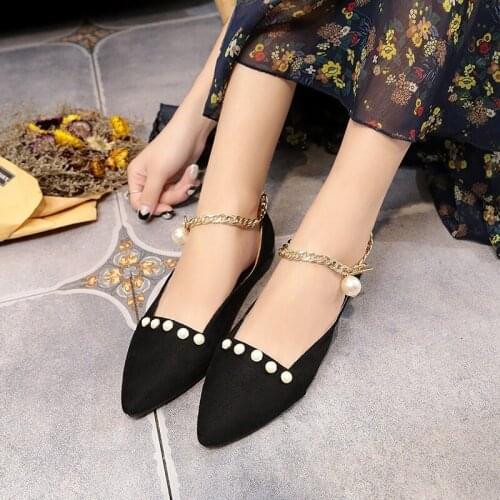 Fashionable wild womens shoes 2020 spring and autumn must-have comfortable flat bottom Slip-On solid color pointed W33-16