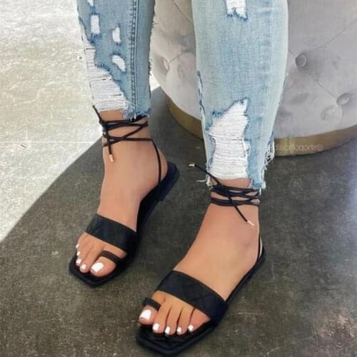 2021 Summer Women Square Sandals Headgear Toe Ring Strap Ankle Strap Roman Sandals Female Large Size Flat Outer Sandals Slippers