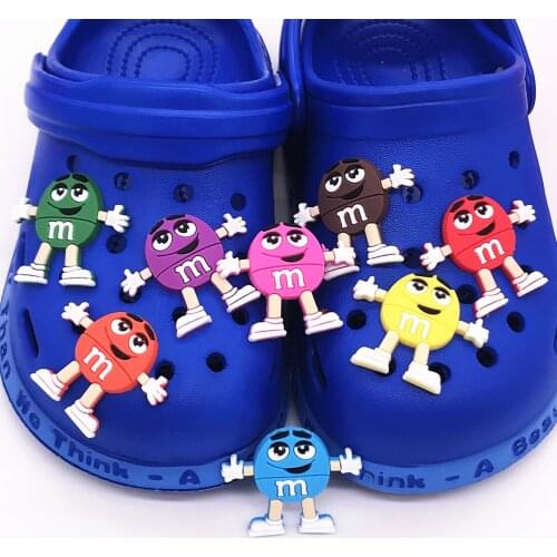50Pcs Chocolate Beans M&M Beans Friend Kids Gift Shoes Ornaments Shoe Charms Diy Wristbands Shoes Accessories for Party Gift