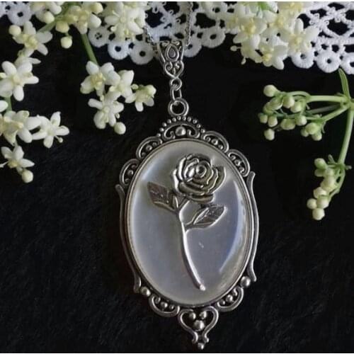 Gothic Victorian Rose Cameo Necklace. Nu Goth Jewelry. Romantic Gothic Necklace,Victorian Gothic Necklace