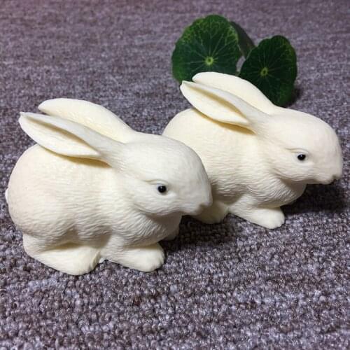 Small carpenter carved ivory fruit small white rabbit hand furniture table rabbit sculpture statue home decoration wedding