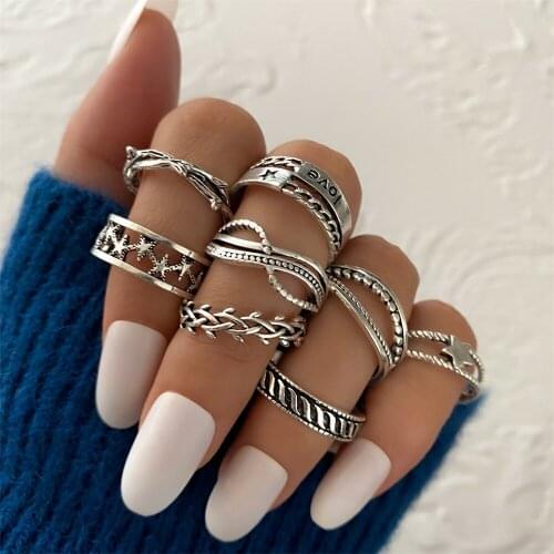 ZOVOLI 8PCS Vintage Silver Star Love Ring for Womens Gothic Punk Steampunk Heart Butterfly Skull Ring Sets Party Jewelry 2021