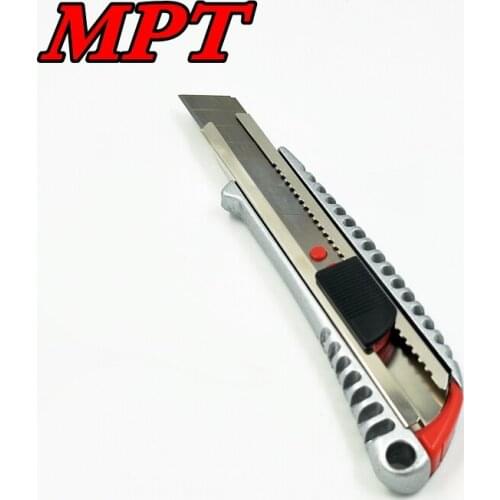 Utility Knife with 5-blade Handle Tool