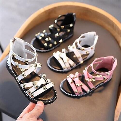 Girls soft leather Non-slip Roman sandals Girl Fashion rivet beach shoes Summer high-top soft-soled princess shoes girl sandals