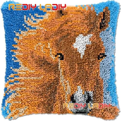 Latch Hook Cushion Horse Face DIY Needlepoint Kits Chunky Acrylic Yarn Arts Crocheting Lofty Pillow Case Hobby & Crafts