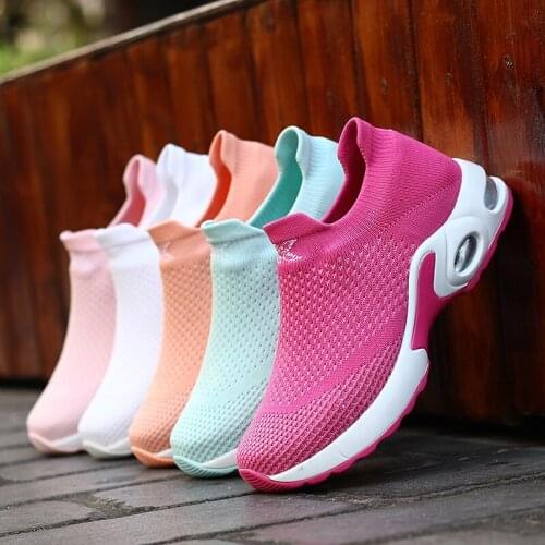 2021 Summer Women Sport Shoes Large Size Pink Tennis Shoes for Women Sneakers Jogging Walking Breathable Ladies Trainers Cheap