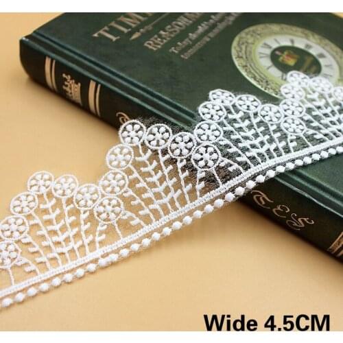 4.5CM Wide White Hollow Lace Fabric Water-Soluble Embroidery Lace Fringed Satin Neck Collar Applique DIY Clothing Decoration
