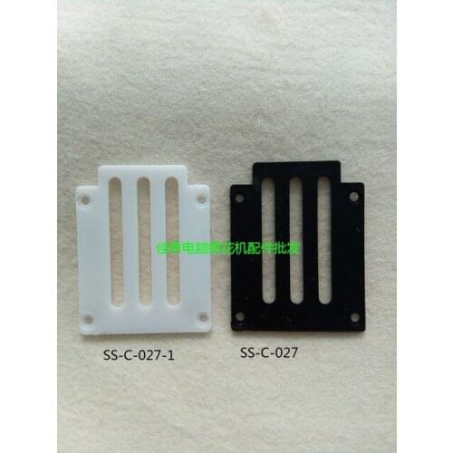 Computer embroidery machine needle rod guide: three needle rod guide ribs / plate