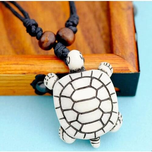 Lovely Imitation Bone Carved Surfing Sea Turtles Pendants Lukcy Necklaces MN387