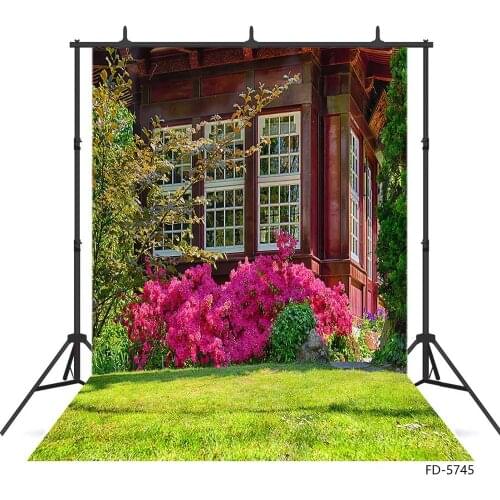 Retro Building Garden Grassland Flowers Photography Background Custom Backdrop for Portrait Children Baby Photocall Fond Photo