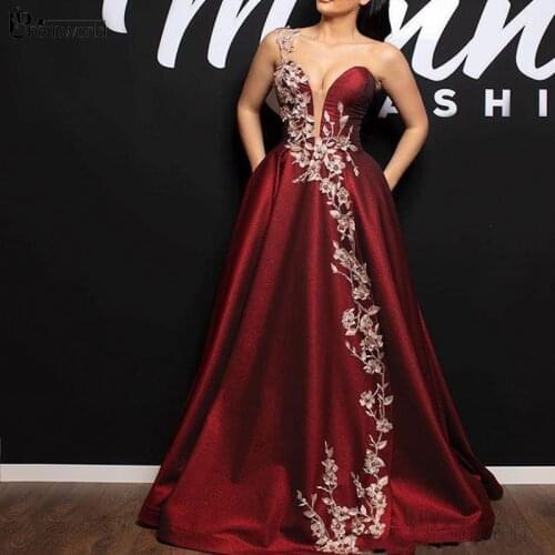 One Shoulder Burgundy Plus Size Evening Dresses Long Lace Appliques Satin Formal Party Gowns with Pockets Vestidos De Gala