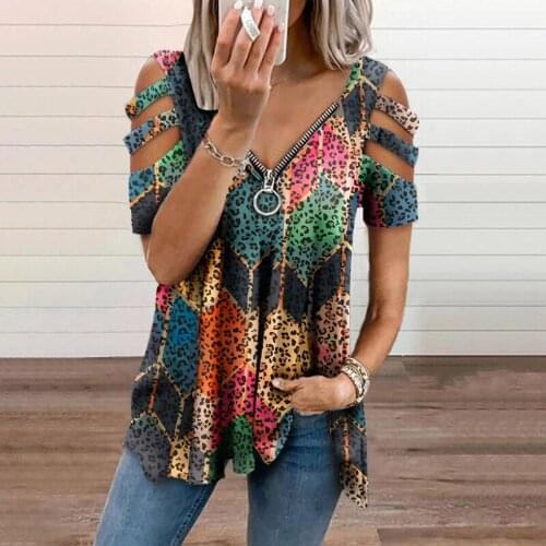 2021 Summer Fashion Women Ink Splash Cold Shoulder Cutout Sleeve Zip Front Top Casual Leopard Blouse Short Sleeve Loose t-shirt