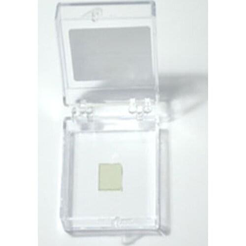 Molybdenum disulfide 10: barium titanate SrTiO3 substrate MoS2