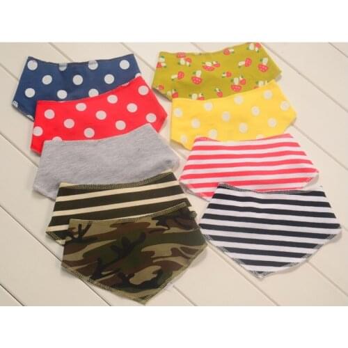 Fashion Baby Bib Pinafore Boys Triangular Scarf Infant Burp Cloth Newborn Saliva Towel Casual Feeding Towels Cotton Stripe Dot