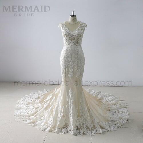 Luxury beading lace chapel train wedding dress