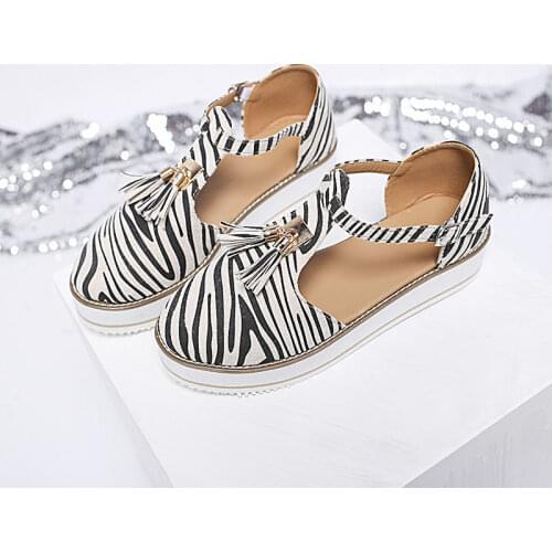2020 summer explosions casual shoes round head flat bottom plus size womens shoes round head tassel platform sandals