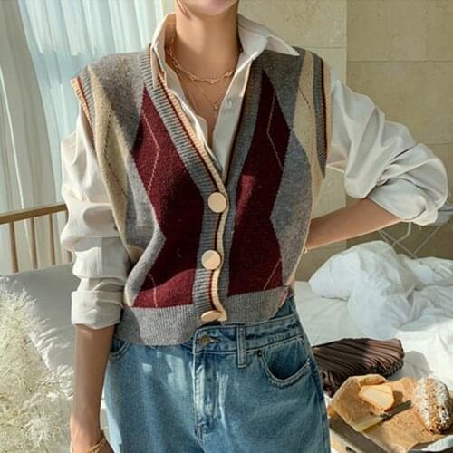 Women Casual Sweater Vests New Arrival 2021 Autumn Vintage Style V-neck Single Breasted Loose Ladies Knitted Cardigans W533