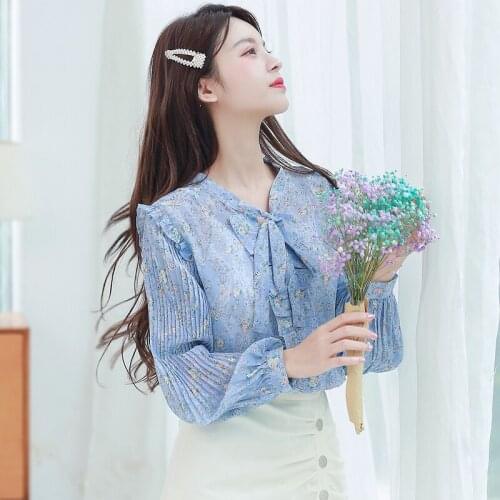 COIGARSAM Cute Ruffles Shirt Womens tops New Full Sleeve Floral Print Chiffon Belt V-Neck Women shirts Pink Blue 9521