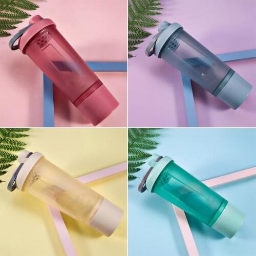 Women Sports Water Bottle Girls Protein Shaker Bottles With Mixing Ball 600ml Leak Proof BPA Free Drink Bottle Sport Gym Fitness
