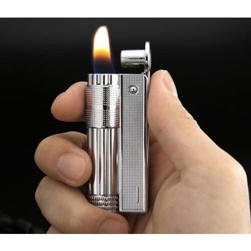 Retro Old Fashioned Kerosene Lighter Grinding Wheel Vintage Metal Lighters Long Strip Petrol Lighters Portable Cigarette Lighter