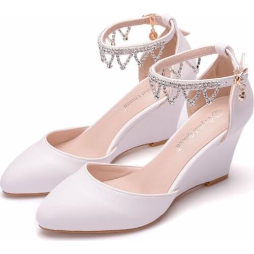 Crystal Queen Women Sandals Casual white Canvas Wedge Sandals Summer Ankle Strap Med Heel Platform Pumps Shoes high heels