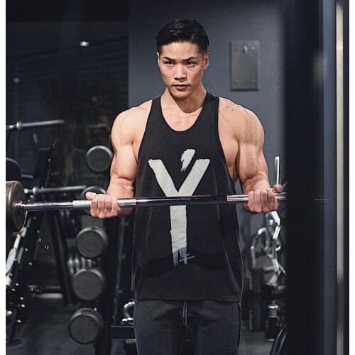 2021 Men Fitness Tank Top Male Bodybuilding Sleeveless Top Men Breathable Sports Vest Undershirt Fashion Running Undershirt Man