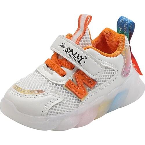 Childrens Luminous Shoes Air Mesh Boys' Lights Shoes with Lights Flashing Girls Sneakers Running Shoes Fashion 21-30 All Match