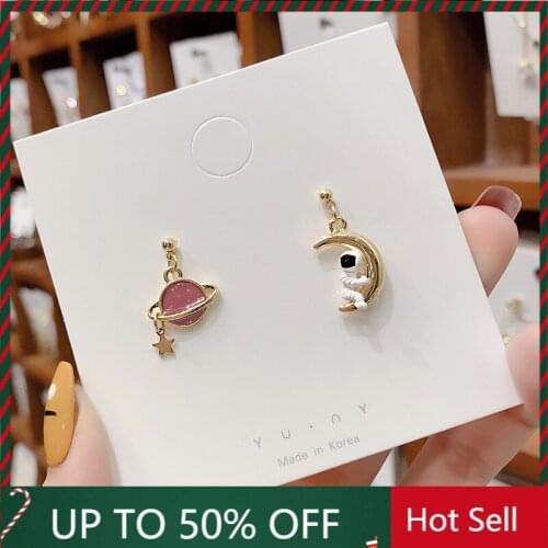 Earrings 2021 Trend Planet Astronaut Earrings Asymmetric Astronaut Earrings Cute Korean Earrings for Women Jewelry