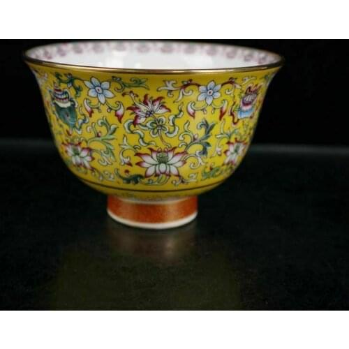Chinese Old Porcelain Gold and Pastel Bowl With Pattern Of Eight Treasures