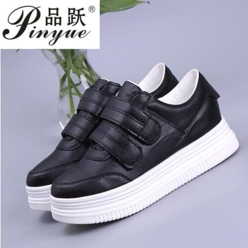 Leather Casual Shoes Women Sneakers 2020 Autumn Light White Sneakers Platform Med Heel Ladies Shoe Comfortable 40