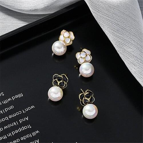 New Arrival Pearl Classic Round Women Dangle Earrings Pearl Earrings Flower Simple Elegant Korean Jewelry For Girl