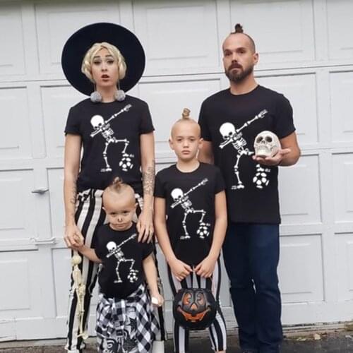 1pcs Dabbing Skele Football Halloween Family Tshirts Mother Father Daughter Son Matching T-shirt Family Party Dres T Shirt Tops