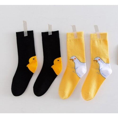 New Japanese cartoon duck fashion womens socks middle tube cotton socks breathable versatile net red socks