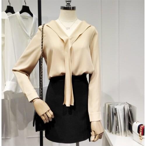 Womens Spring Summer Runway Fashion Beige Chiffon Shirt Female V Neck Casual Loose Office Lady Basic Blouse Tees Tops TB1706
