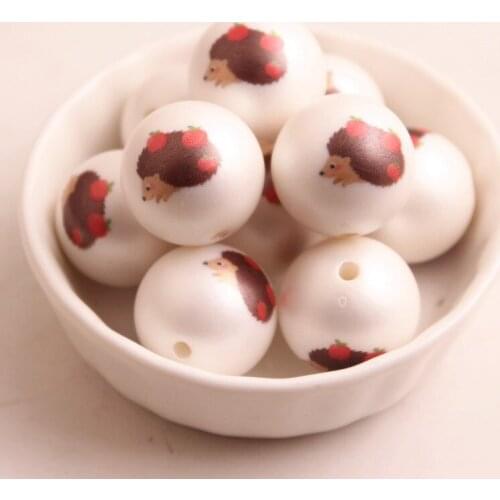 Kwoi Vita New Custom Design 20MM 100pcs Chunky Acrylic Print Hedgehog Beads for Kids Necklace Jewelry