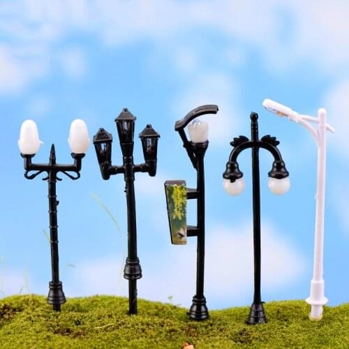 1PC DIY Mini Vintage Decor Street Lamp Fairy Garden Miniatures Moss Terrariums Desktop Bottle Resin Crafts Decoration for Home