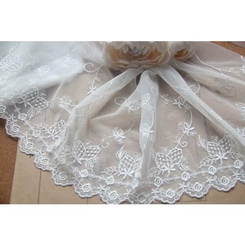 10Yards Strawberry Rose Flowers Embroidered Mesh Lace Trim White Black DIY Craft Sewing Wedding Dress Clothing High Quality