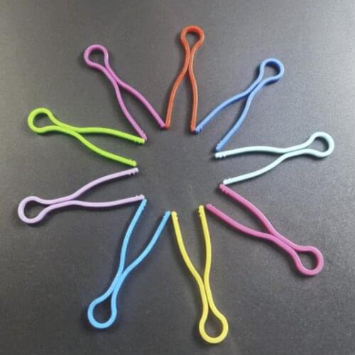 50PCS 2.7in Bobbin Bobbin Thread Holder Bobbin Clips Clamps Holder Thread Spools Organizing Holder, Size 0.79inch