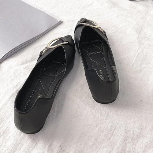 Slip On Women Ladies Flats Suede 2021 Large Size China Metal Beautiful Plus Pointy Designer Cheap Shoes Red Black Pointed Toe