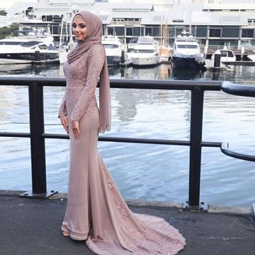 2020 Dark Pink Muslim Evening Dresses Satin Appliques Long Sleeves With Scarf Islamic Dubai Saudi Arabic Long Prom Evening Gown
