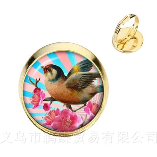 Beautiful Bird Pattern Rings Vintage Round Glass Bird Glass Dome Golden Plated 2 Color Adjustbale Ring For Women